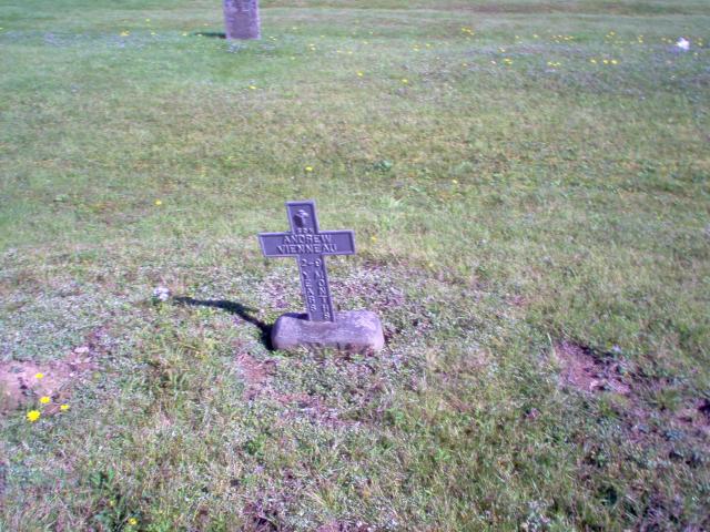 Marker for Andrew Vienneau, aged 2 years 9 months