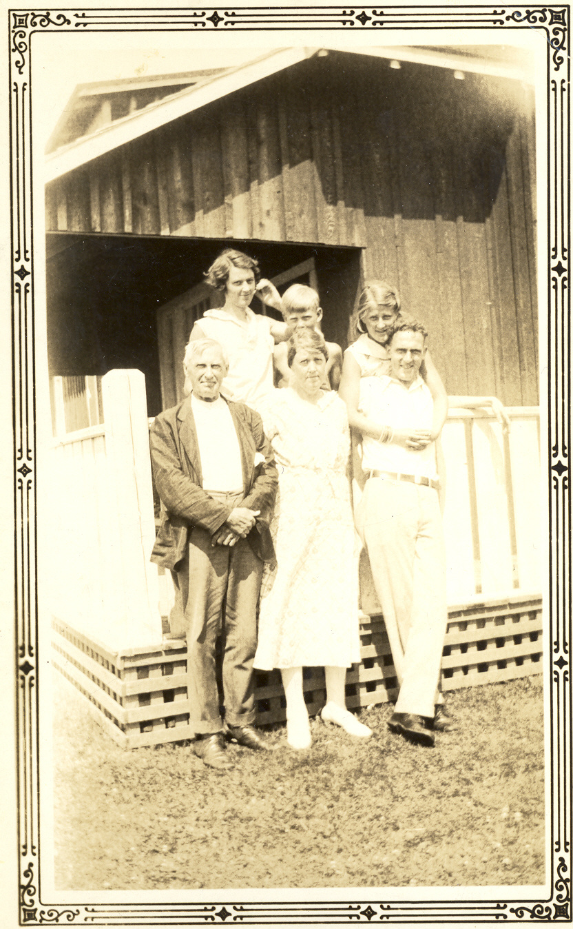 William Owen, Lillian Bostrom and some Family	William Owen, Lillian Bostrom and some Family