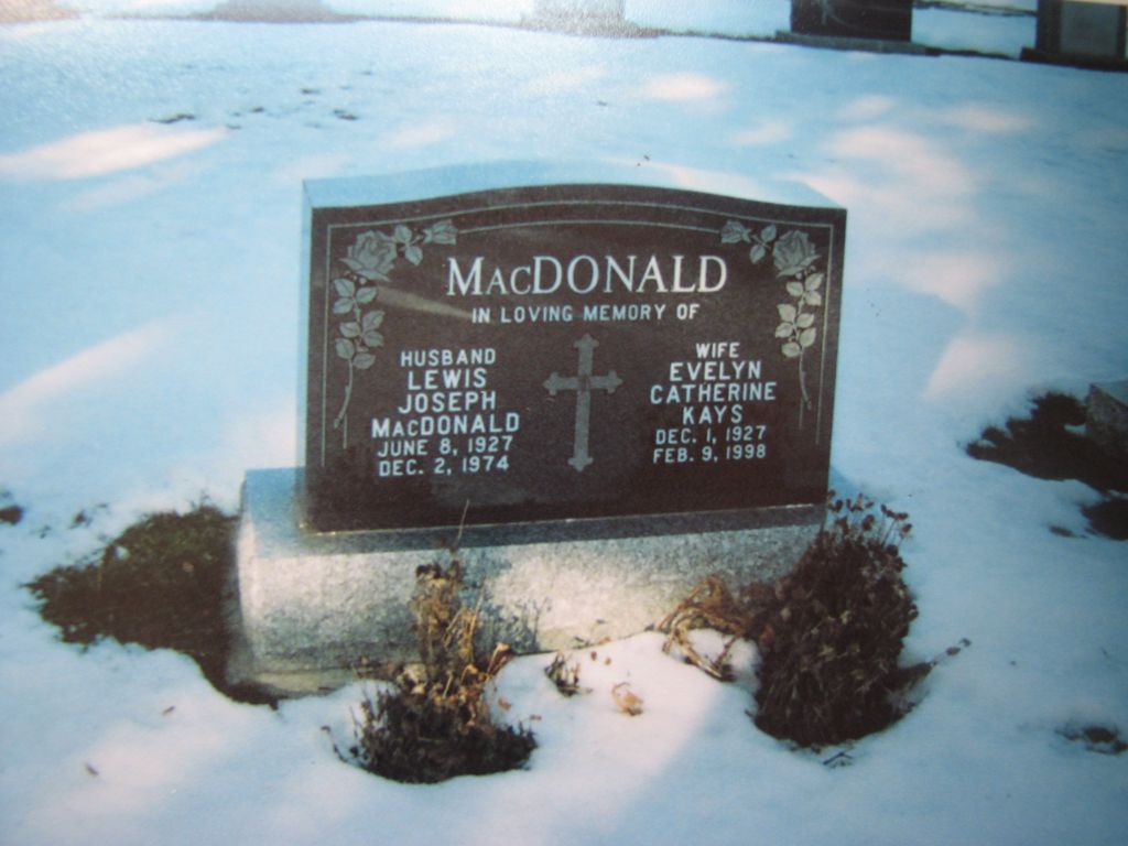 Lewis MacDonald (1927 - 1974) and Evelyn Kays (1927 - 1998)