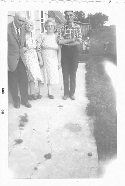 Thaddy, Melinda, Celeste & Emile Vienneau