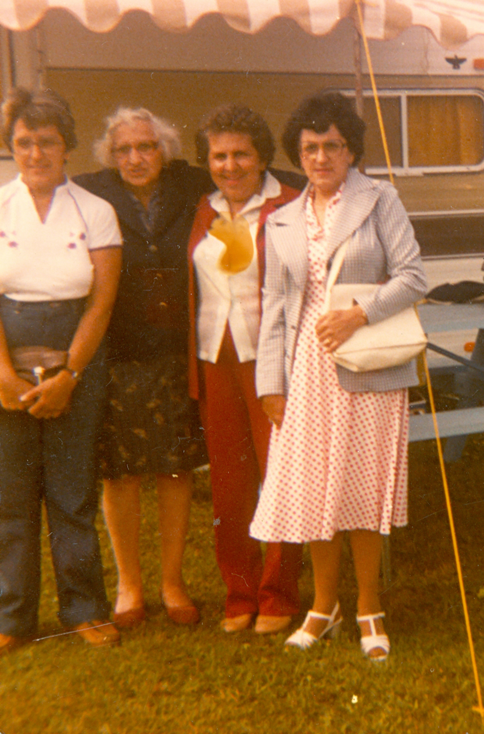 Vienneau sisters-Hectorine,Anna,Dorothee & Huberte