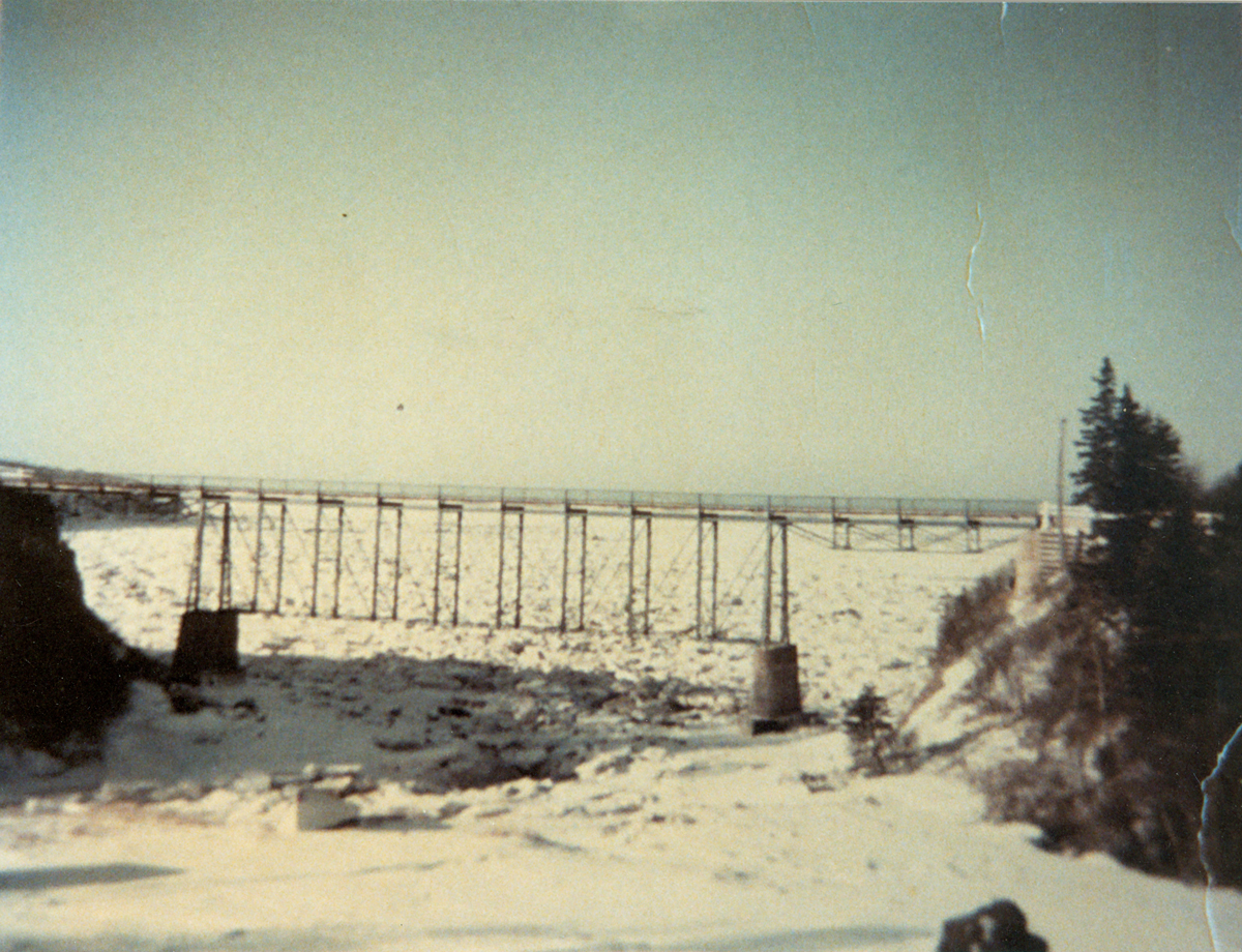 Joggins-McCarronsRiverBridge-winter