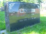 Headstone - Robert Blacquiere & wife Dina Vienneau