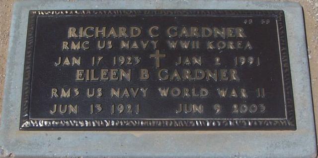 Headstone - Richard & Eileen (Como) Gardner