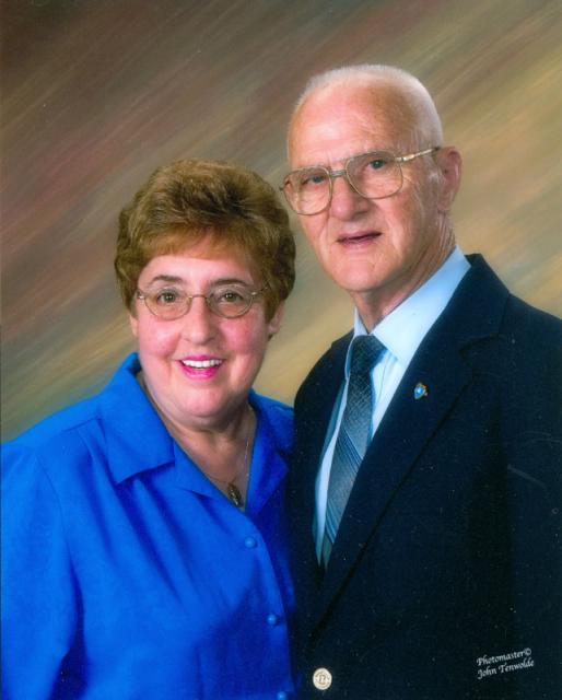 Lorraine (Vienneau) & husband Bob Miller