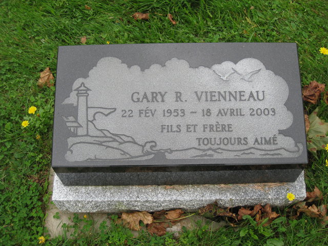 Gary R Vienneau 1953 - 2003