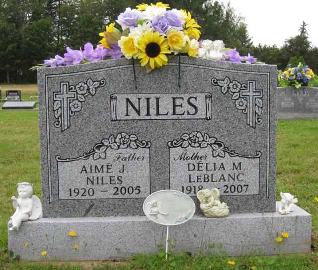 Headstone - Aime Niles & wife Delia LeBlanc